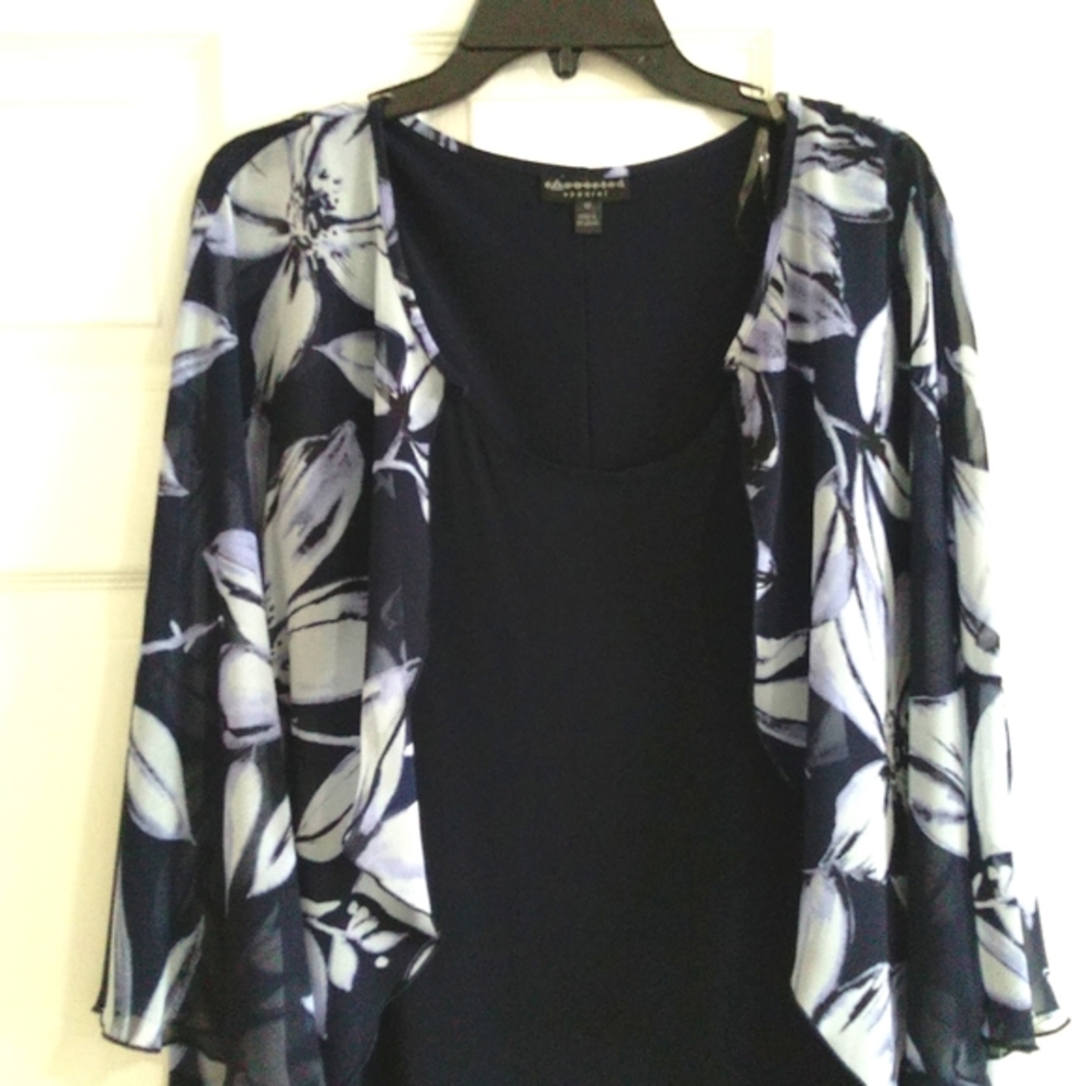 Connected apparel - women's navy blue & white floral chiffon cape dress Size 10 - Picture 11 of 11